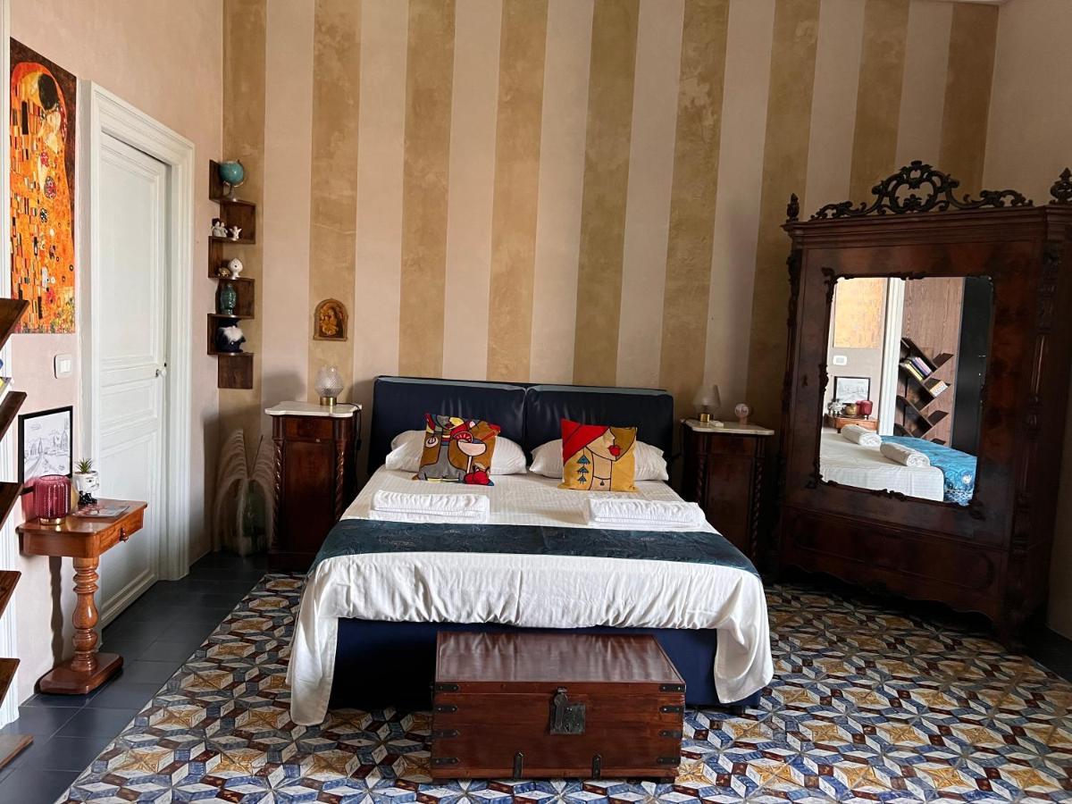 Palazzo Zappata Luxury Room Noto Centro Exterior photo